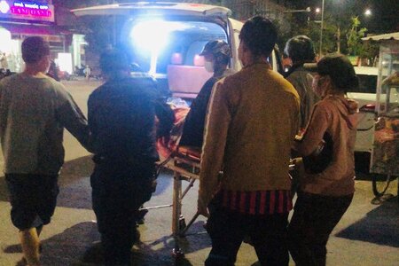 Vụ chặn xe chở bệnh nhân chuyển viện: Bệnh viện ĐK Quảng Ngãi nói gì?