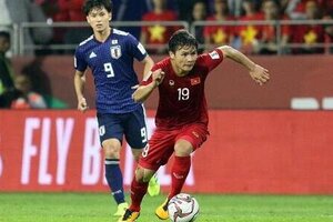 Giá vé chợ đen xem trận Nhật Bản - Việt Nam tăng phi mã