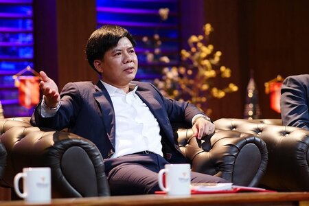 Chân dung “cá mập” Shark Thủy