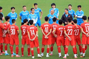 3 cầu thủ Việt Nam dương tính với Covid-19 khiến HLV Park Hang Seo đau đầu