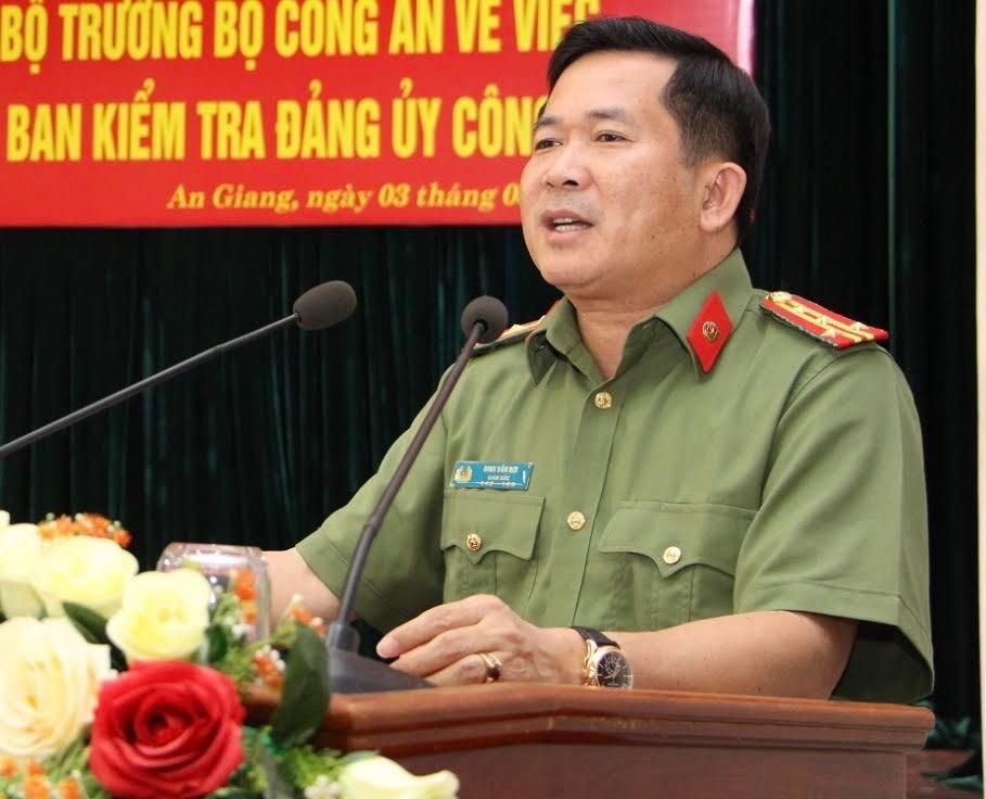 dai_ta_dinh_van_noi