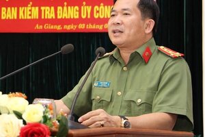 Đại tá Đinh Văn Nơi tiếp tục điều hành Công an tỉnh An Giang