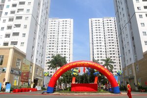 Mẫu thuẫn tại Địa ốc Hoàng Quân