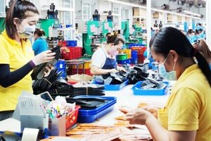 Vì sao TP.HCM chưa cho F0 không triệu chứng đi làm như ở Long An?