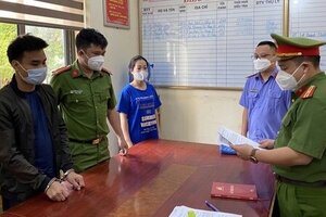 Khởi tố gã cha dượng cưỡng dâm con riêng nhiều lần, bị vợ cắt 'của quý'