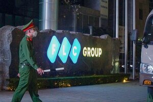 Sacombank nói gì về khoản vay gần 1.800 tỷ đồng của FLC Group?