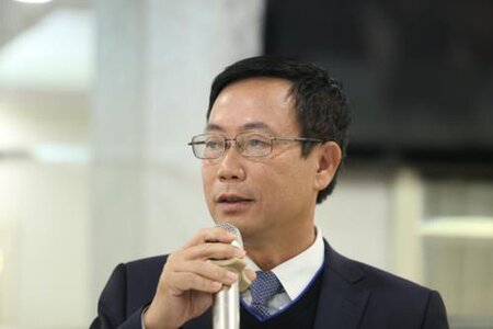 Đường thăng tiến của Chủ tịch Ủy ban Chứng khoán Nhà nước Trần Văn Dũng