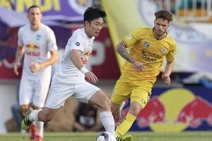 Chuyên gia châu Âu chê bóng đá Việt Nam chưa chuyên nghiệp