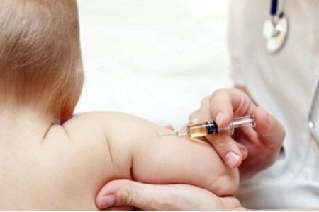 Đề nghị xử lý nghiêm vụ tiêm nhầm vaccine Covid-19 cho trẻ 7 tháng tuổi