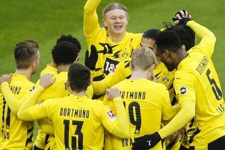 CLB Dortmund lên kế hoạch thi đấu giao hữu với tuyển Việt Nam