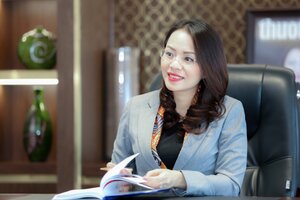 Phó chủ tịch FLC Hương Trần Kiều Dung bị phạt tiền