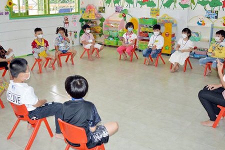 Trẻ mầm non ở Hà Nội trở lại trường học trực tiếp từ ngày 13/4
