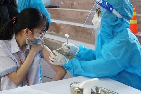 Hơn 10.000 trẻ lớp 6 ở TP.HCM đã được tiêm vaccine phòng Covid-19