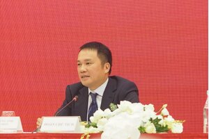 Chủ tịch Techcombank Hồ Hùng Anh nói gì về việc không chia cổ tức