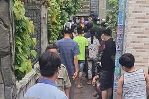 Mâu thuẫn chuyện về quê, chồng đâm vợ tử vong