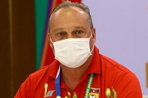 HLV tuyển U23 Lào ví đội nhà như CLB Man City