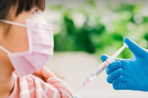 Bộ Y tế phân bổ thêm 2,3 triệu liều vaccine Moderna tiêm cho trẻ 5-11 tuổi