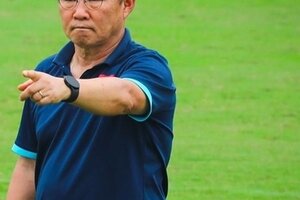 HLV Park Hang Seo ‘kèm riêng’ hai tiền đạo của U23 Việt Nam