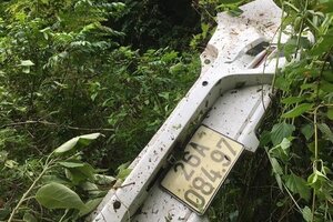 Ô tô rơi xuống hồ thủy điện, một thầy giáo tử vong thương tâm