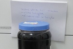 Người đàn ông hôn mê, tổn thương não sau khi uống rượu ngâm rễ cây