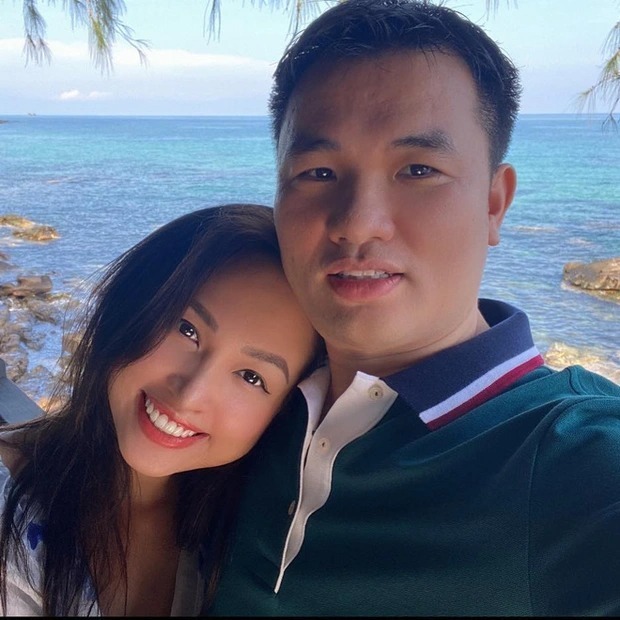MC Vân Hugo sinh con gái cho chồng doanh nhân