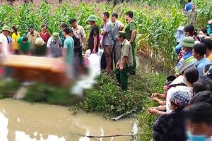 Hai chị em ruột đuối nước thương tâm dưới ao trước nhà