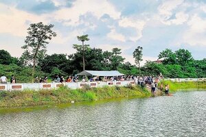 Hà Nội: 2 nam sinh lớp 6 tử vong thương tâm dưới hồ điều hòa