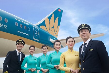 Vietnam Airlines thoát hủy niêm yết nhờ thoái vốn tại Cambodia Angkor