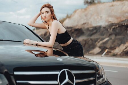 Ông trùm xe Mercedes rút hồ sơ chào bán gần 50 triệu cổ phiếu