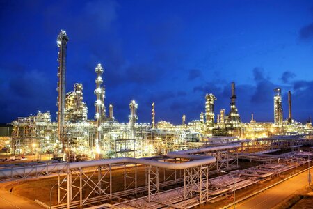 BSR lãi 4.400 tỷ đồng trong hai tháng