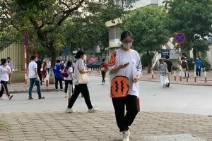 Gần 4000 thí sinh tranh suất vào lớp 10 THPT chuyên Ngoại ngữ, tỉ lệ chọi cao nhất là 1/15,2