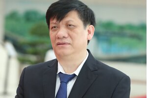 Cách chức Bộ trưởng Bộ Y tế Nguyễn Thanh Long