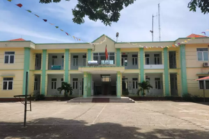 Chủ tịch xã ở Thanh Hóa bị 'đánh ghen' ngay tại nơi làm việc