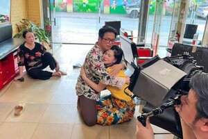 Hậu trường cảnh cô chủ quán mát-xa phim 'Thương ngày nắng về 2' bị đánh ghen