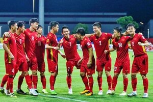 Tuyển Việt Nam bỏ xa Thái Lan trên bảng xếp hạng FIFA tháng 6