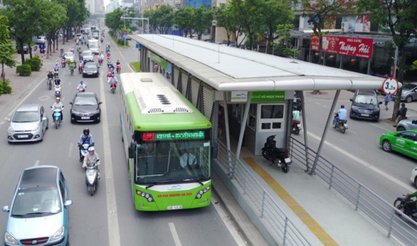 Hà Nội đề xuất cho xe khách, buýt thường được chạy vào làn của BRT