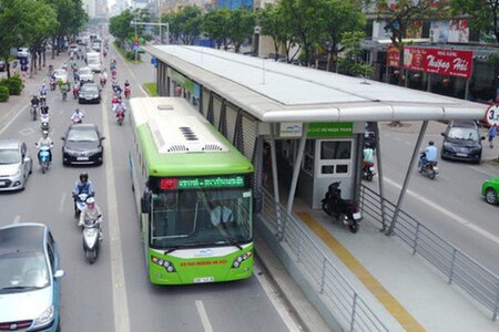 Hà Nội đề xuất cho xe khách, buýt thường được chạy vào làn của BRT