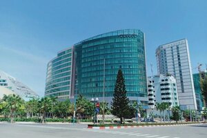 Phong tỏa tài khoản DIC Corp