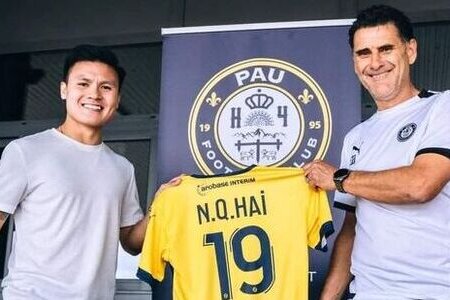 Báo Trung Quốc ngợi khen Quang Hải khi gia nhập Pau FC