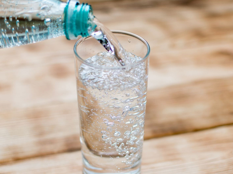 sôi bụng đầy hơi