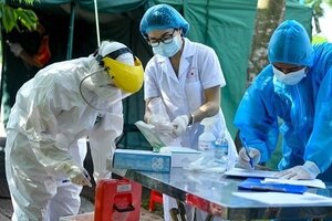 Bộ Y tế nêu nguyên nhân khiến hàng nghìn nhân viên y tế xin thôi việc, bỏ việc