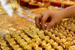 Giá vàng hôm nay 5/7: Vàng nữ trang đồng loạt tăng nhẹ