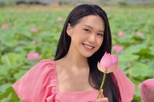 Bạn gái Đoàn Văn Hậu làm MC VTV