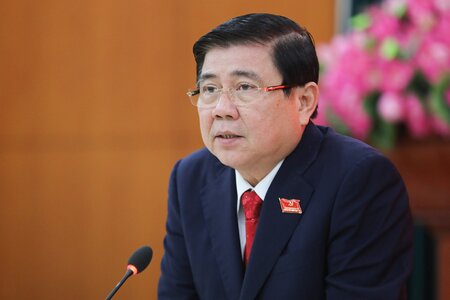 Bộ Chính trị cảnh cáo nguyên chủ tịch UBND TP.HCM Nguyễn Thành Phong
