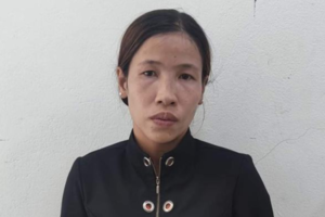 Chân tướng vụ việc người phụ nữ bịt mặt vào trường học 'bắt' nữ sinh