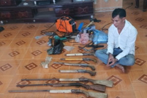 Gã thợ hàn chế tạo, lắp ráp số lượng lớn súng quân dụng bán ra thị trường