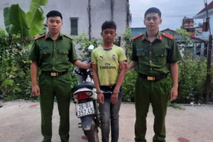 Bắt thiếu niên 14 tuổi sát hại, hiếp dâm thiếu nữ 16 tuổi
