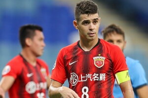 Thi đấu ở Trung Quốc 5 năm, sao Chelsea thu về số tiền ‘khổng lồ’