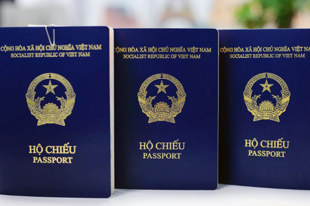 Bộ trưởng Bộ Công an Tô Lâm: Sẽ sửa mẫu hộ chiếu, bổ sung mục 'nơi sinh'
