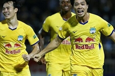 Đội hình tiêu biểu vòng 11 V.League: Công Phượng và sao Nam Định góp mặt